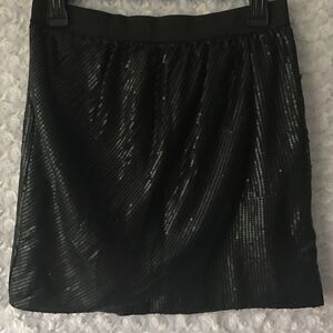 Tinley Road Black Sequin Tulip Mini Skirt